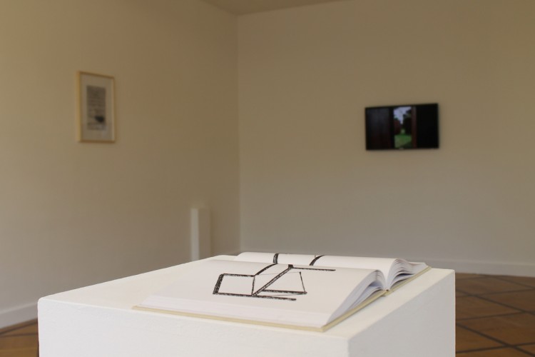 Vue de l'exposition Nouvelles éditions, Centre d'édition contemporaine, Genève, 2012
