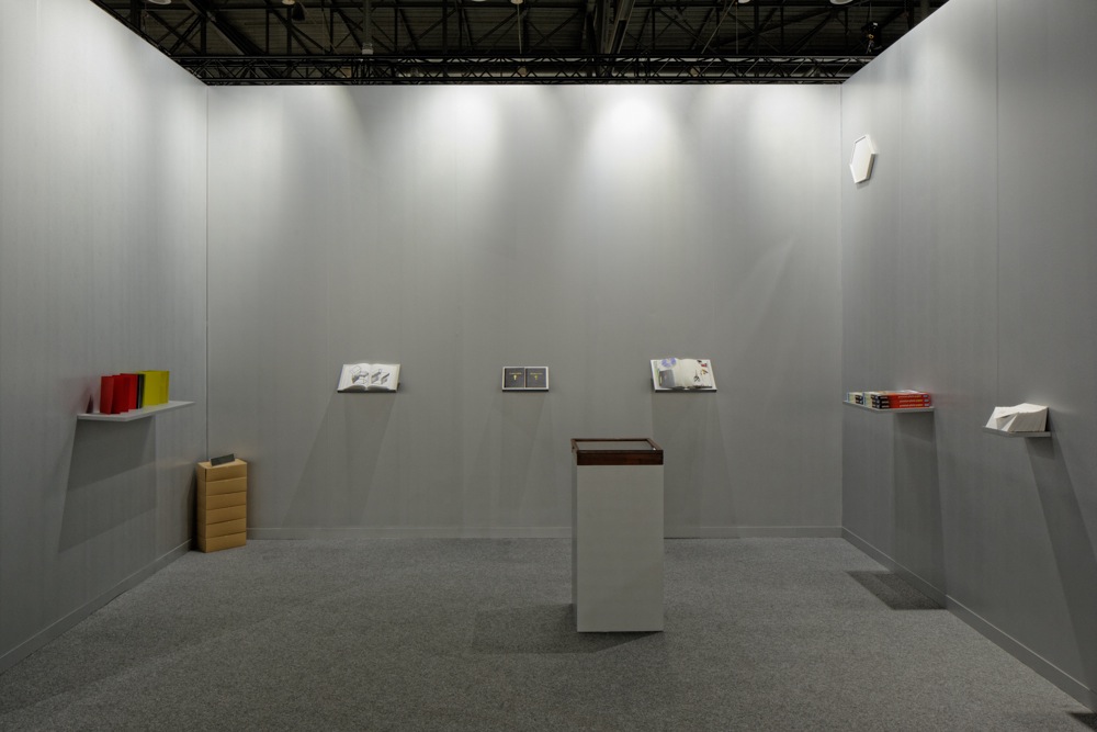 Vue du stand du CEC, 2015. Photo © Sandra Pointet