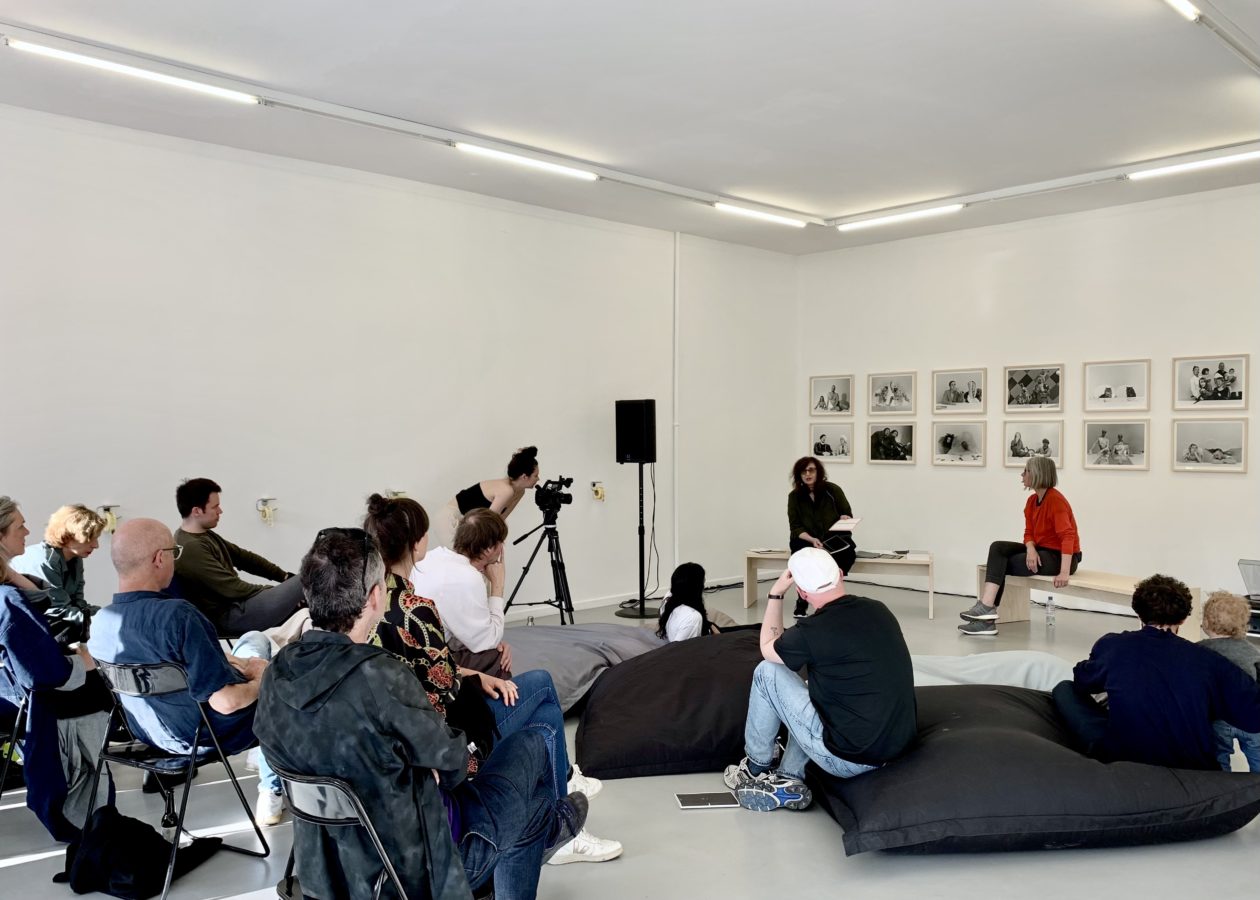 Evening presentation of "Before publications" by Laurence Bonvin and Yann Chateigné Tytelman, in collaboration with Joyfully Waiting